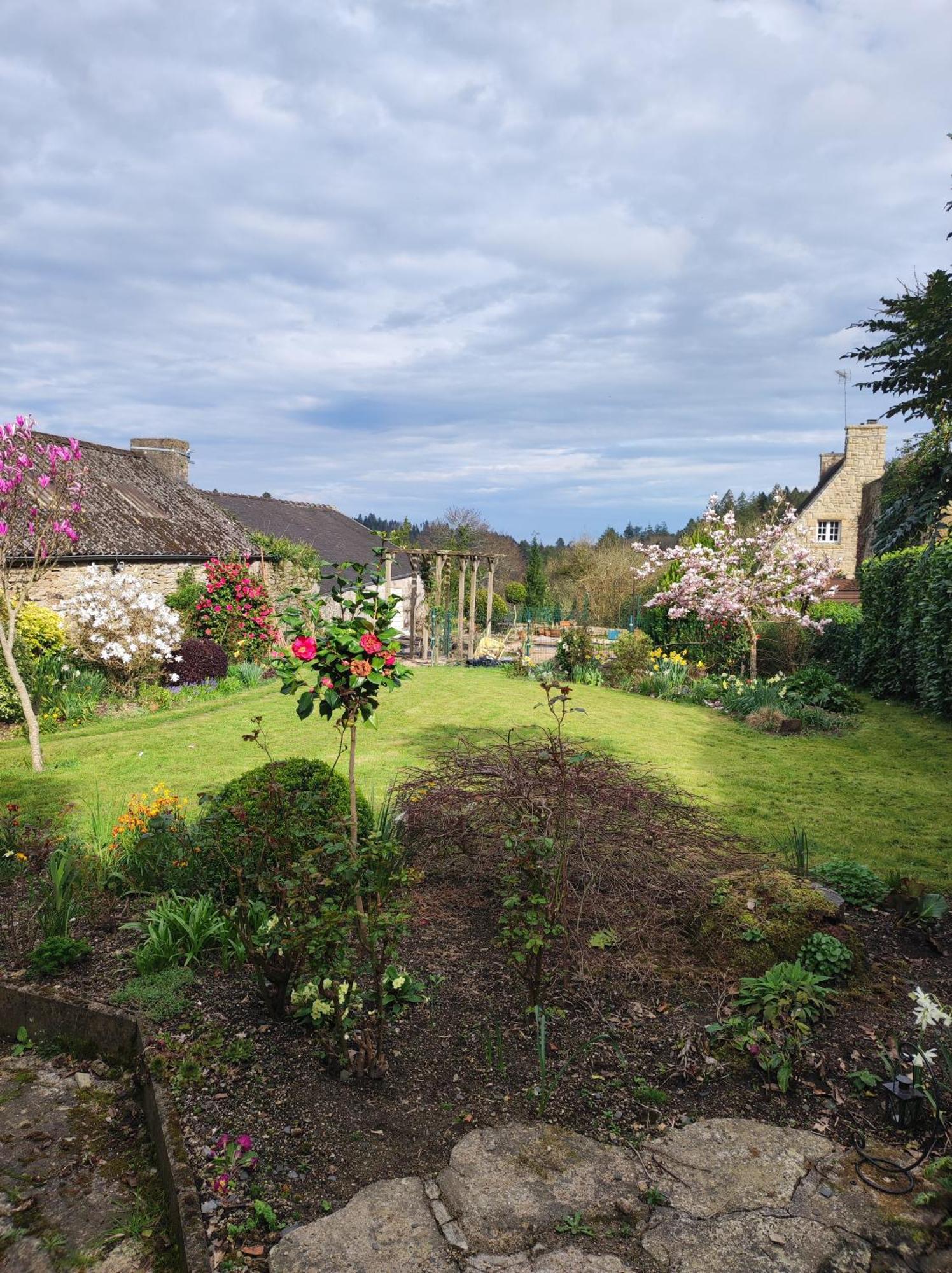 Rose Cottage Huelgoat Eksteriør bilde